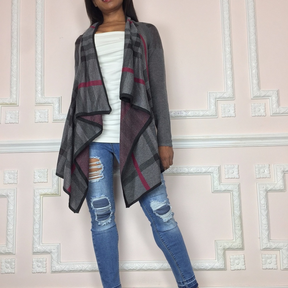 Women’s Gray Plaid Open-Front Draped Cardigan Poncho - Picture 7 of 10